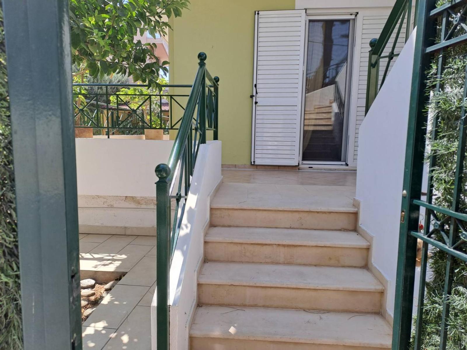 Dimitris Place Near Athens Airport Koropi Esterno foto